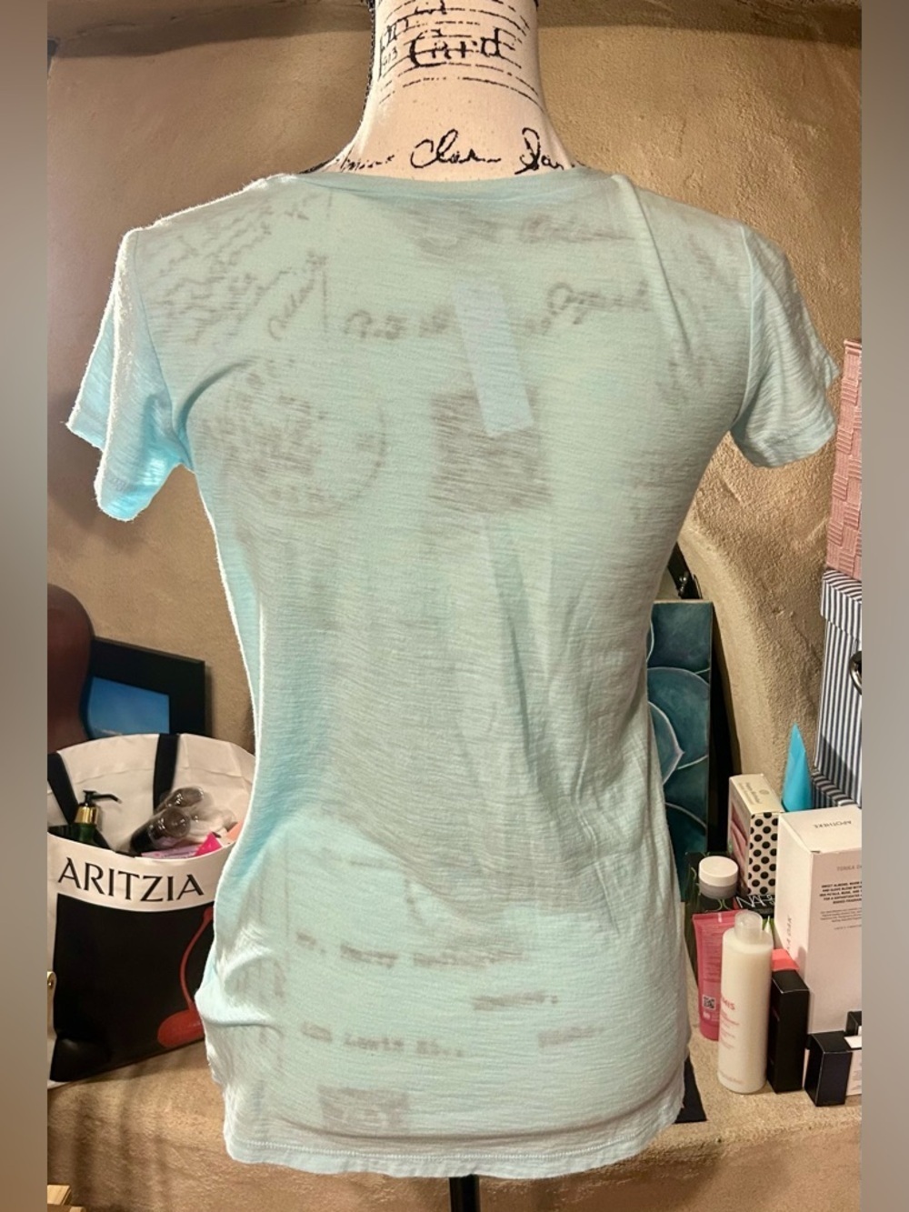 James Perse V-Neck Tee Shirt - Picture 4 of 8